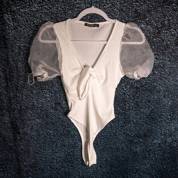SALE 🤍 Nasty Gal Puff Sleeve Tie-Front Bodysuit | Size 4 - Picture 1 of 7